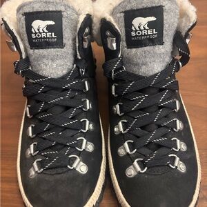 Sorel Black and Gray Winter Boots